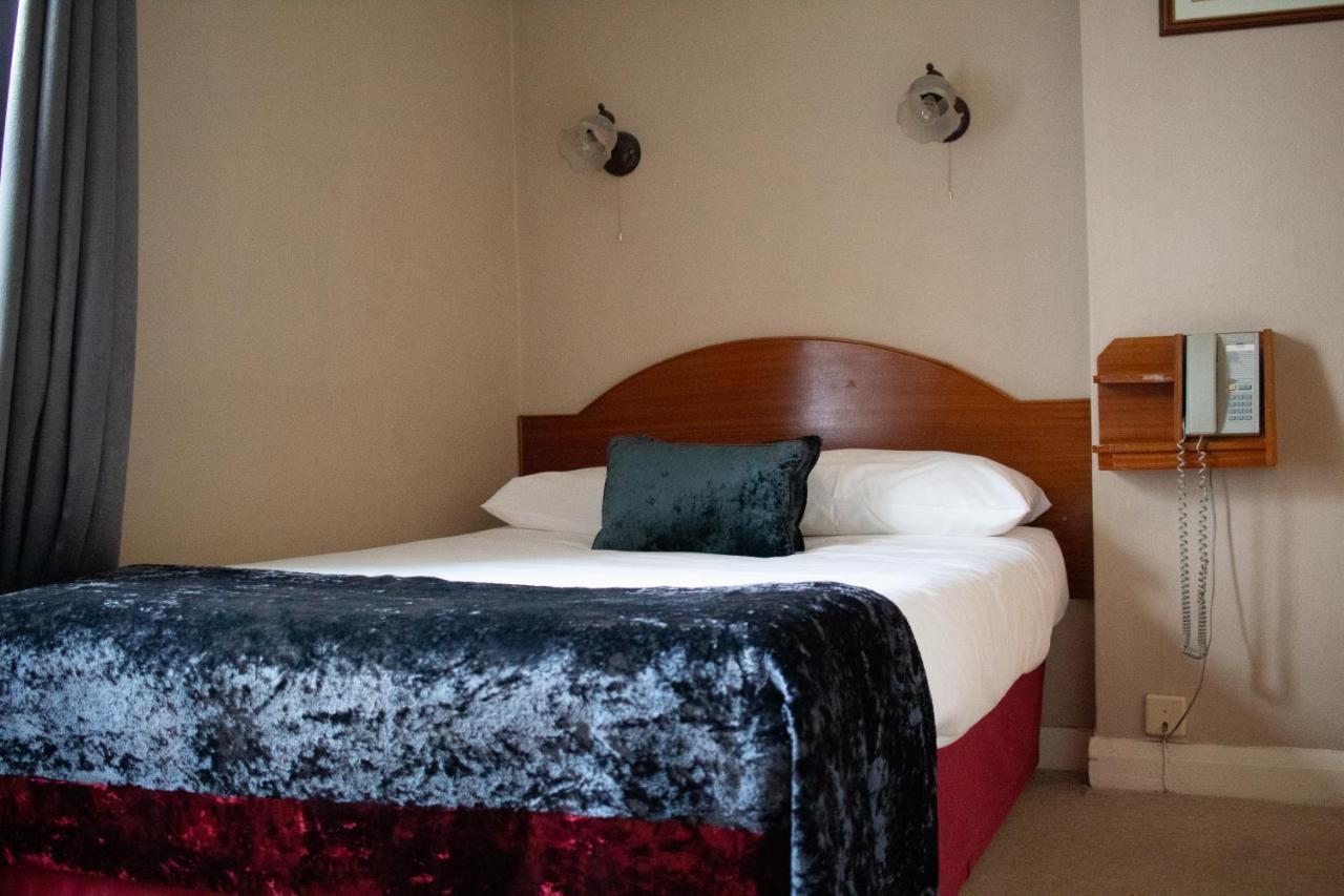 Hotel Bridge 2*